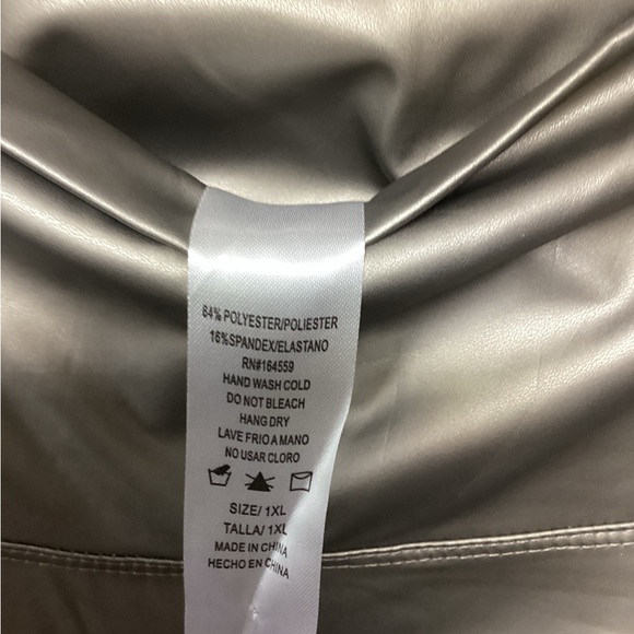 Leggings Depot Silver Leggings - Picture 3 of 4